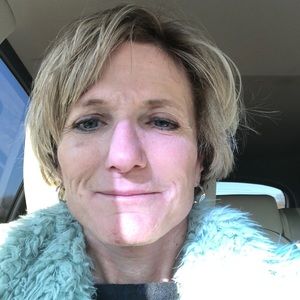 Meet your Posher, Felicia